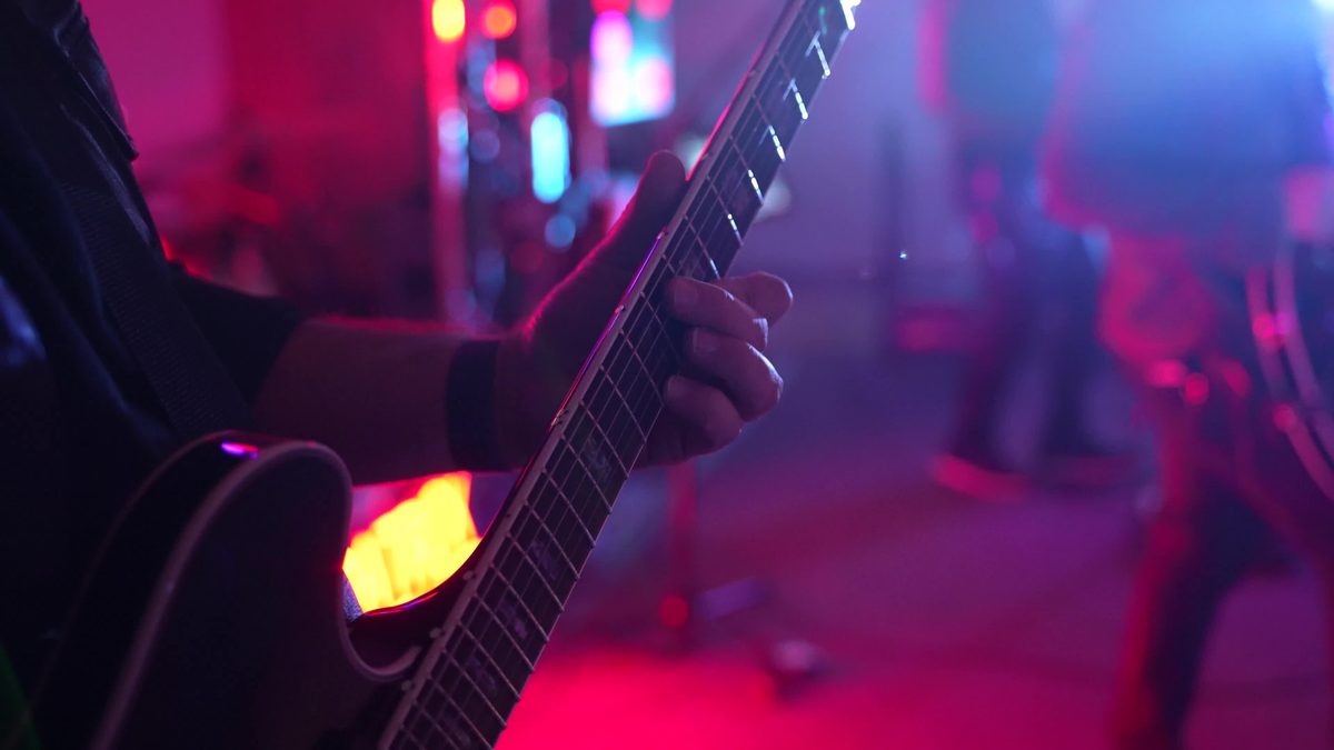 How to Lock in With a Drummer: Bass and Drum Groove Guide