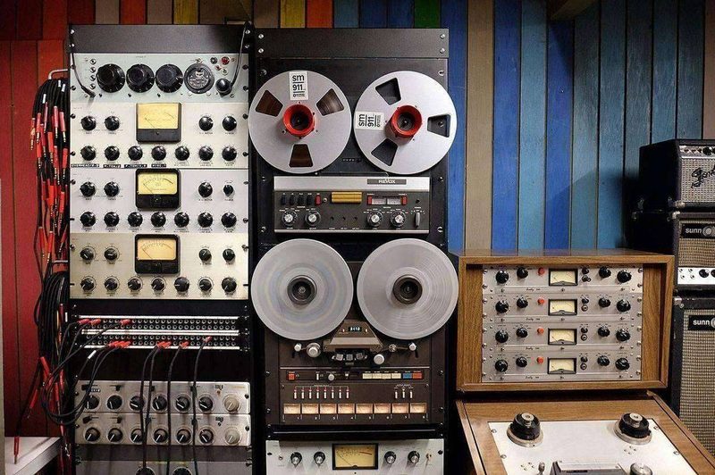 The Evolution of Music Recording: From Analog Tape to Digital DAWs
